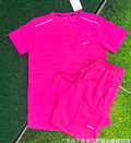 Ensemble Running Rose